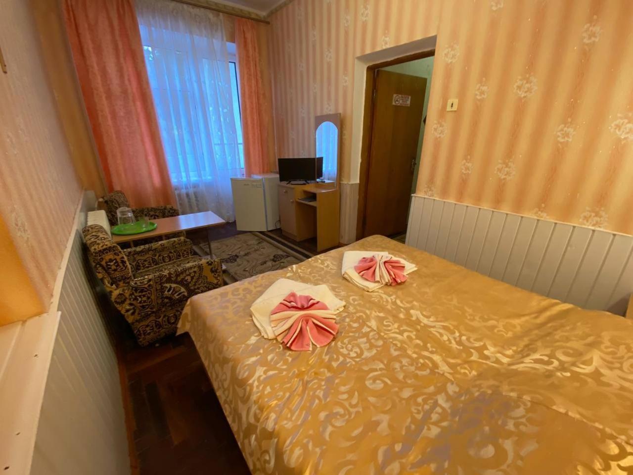 Санаторій Червона Калина Zhobryn Bagian luar foto